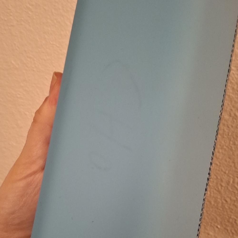 Sony Blue Portable Speaker with Minimalist Design - Picture 5 of 10